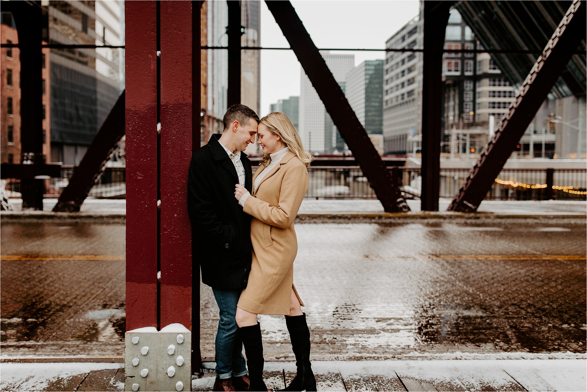 Downtown Chicago Winter Engagement Session. Chicago Wedding Photographer